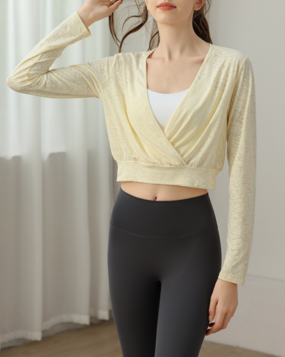 ミラージュカシュクールヨガロングトップ 2296