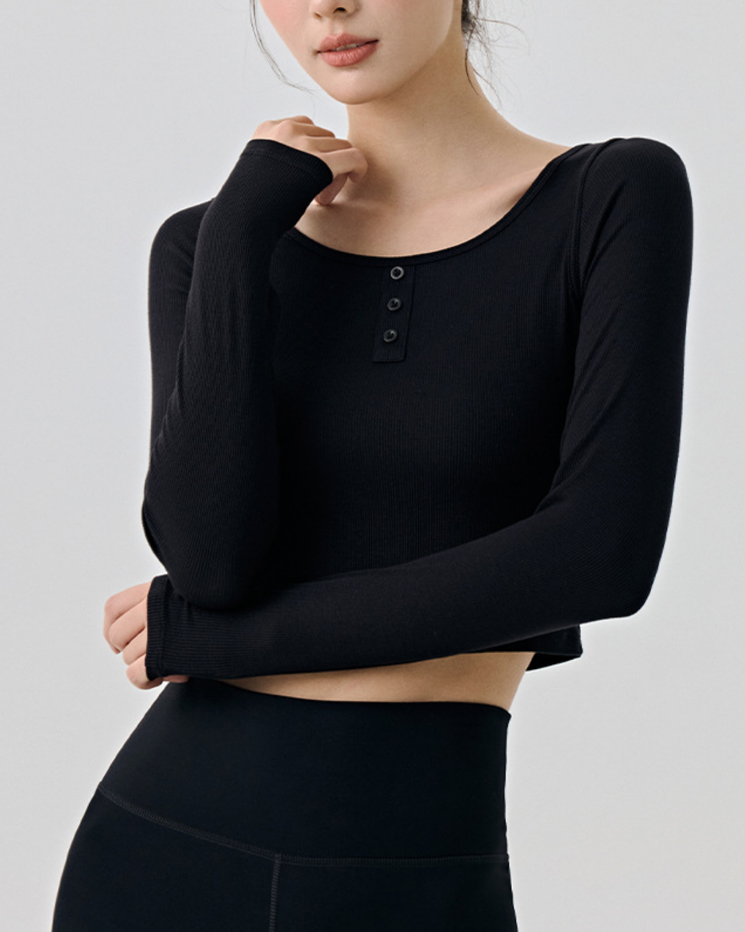 フォレヘンリーネッククロップドヨガトップ 2354