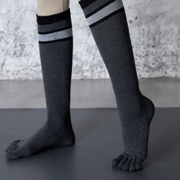 デセールバイカラーロングヨガソックス 5036