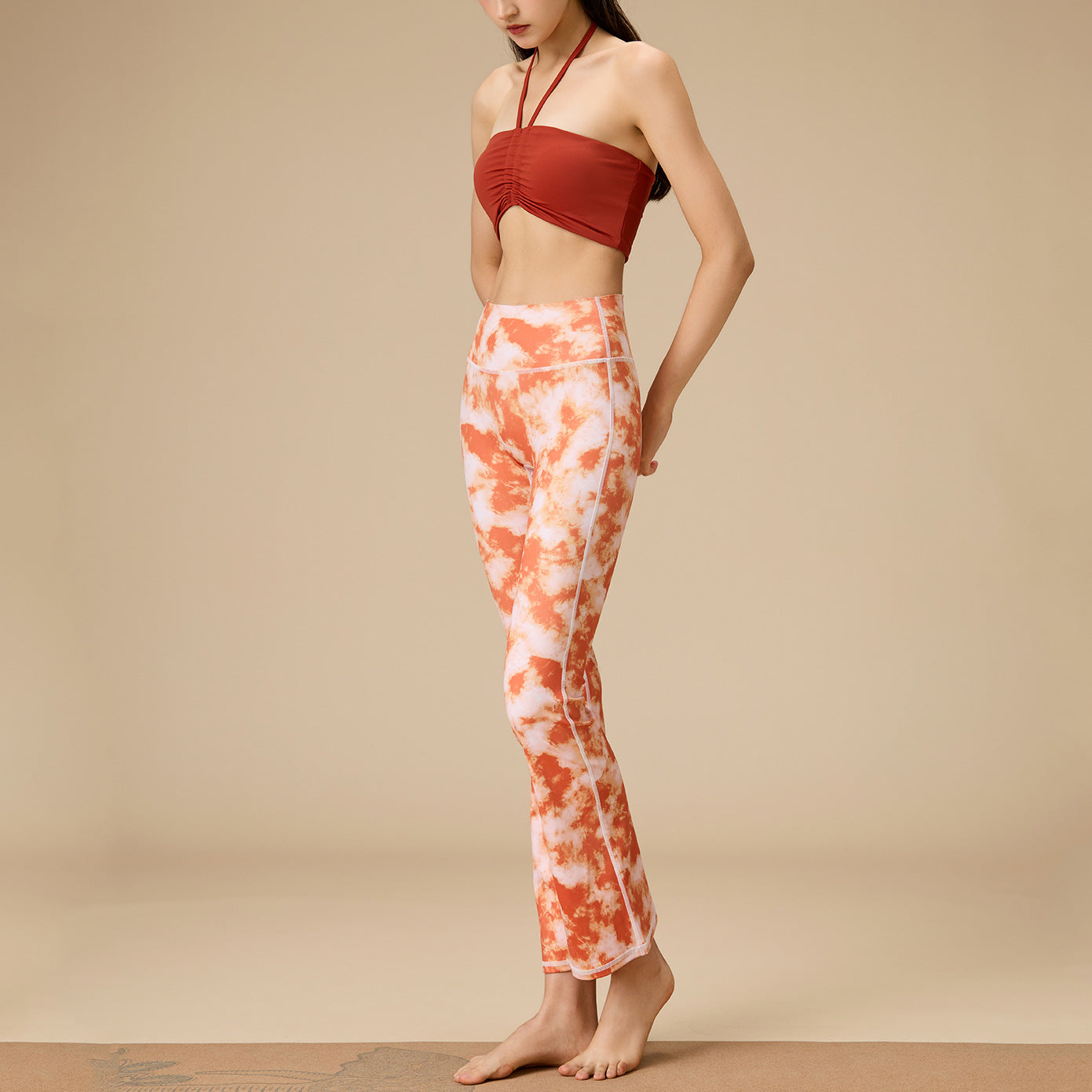 スリムシルエットランニングヨガウェアカップ付き上下セット 4109