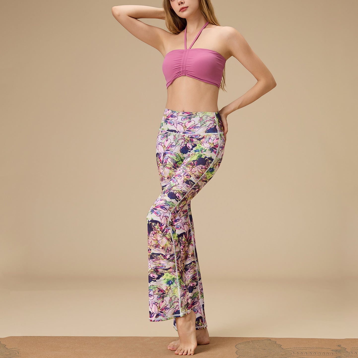 スリムシルエットランニングヨガウェアカップ付き上下セット 4109